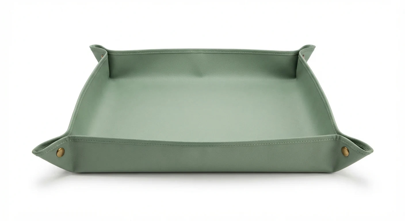 White background image of foldable potting tray