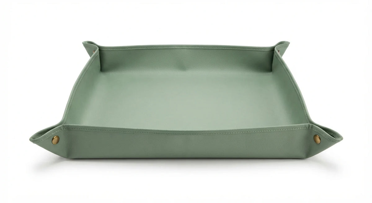 White background image of foldable potting tray